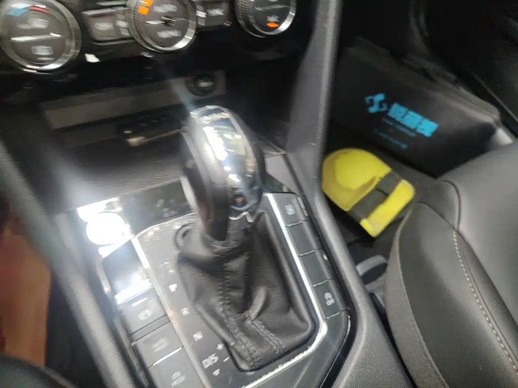 Volkswagen Tharu — миниатюра 7