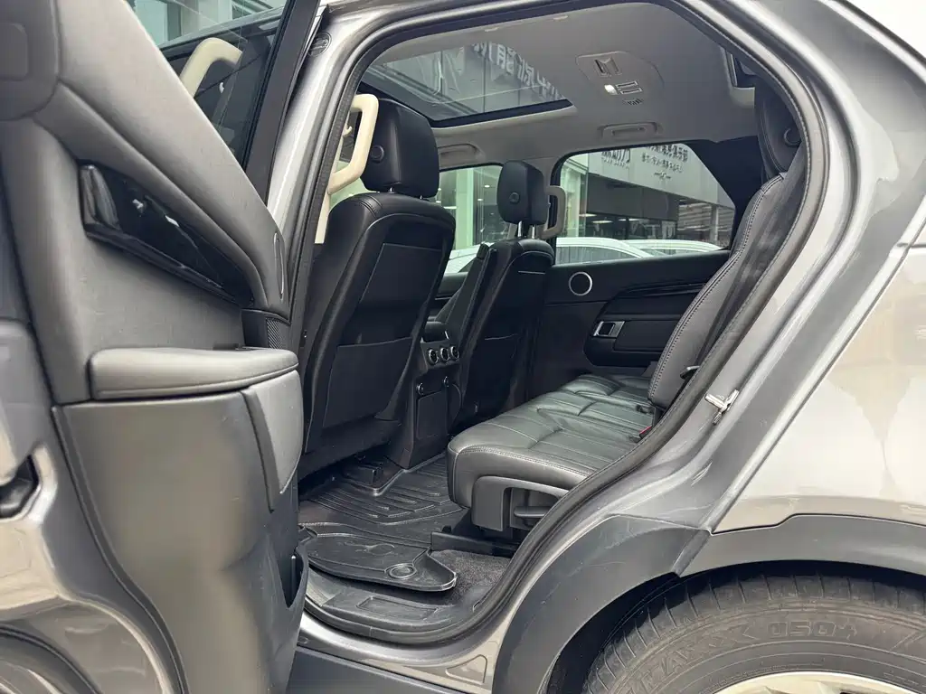Land Rover Discovery — миниатюра 10