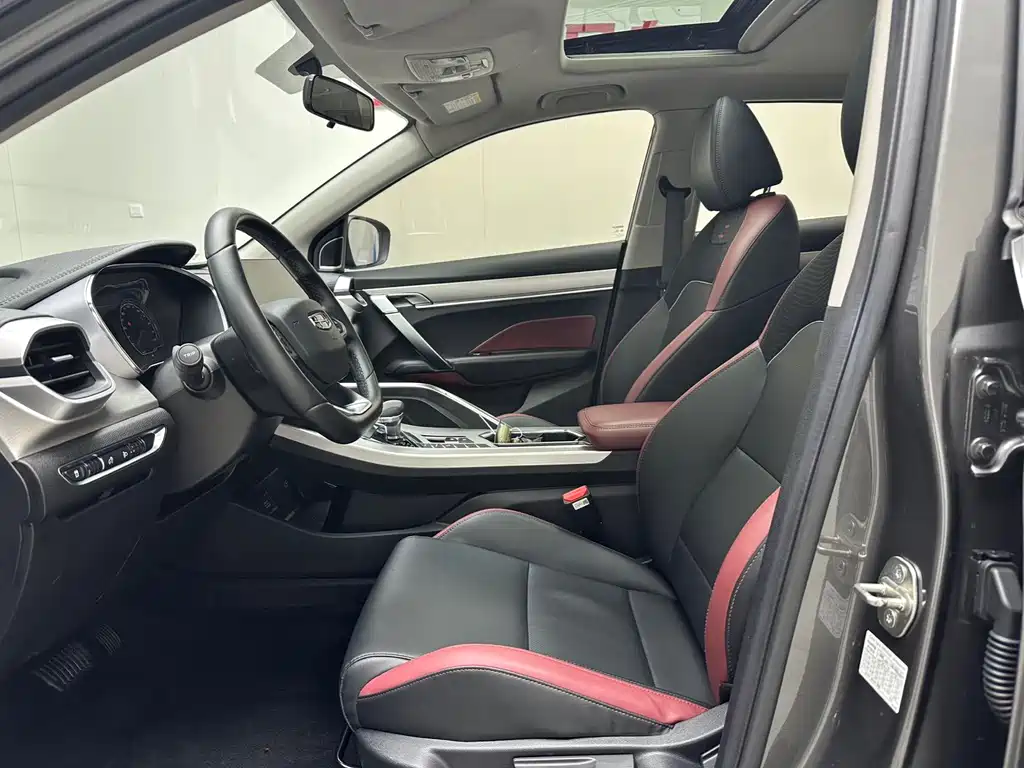 Geely Binyue — миниатюра 4