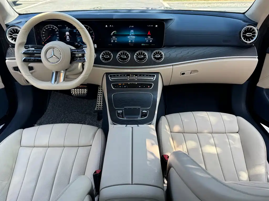 MERCEDES-BENZ E CLASS