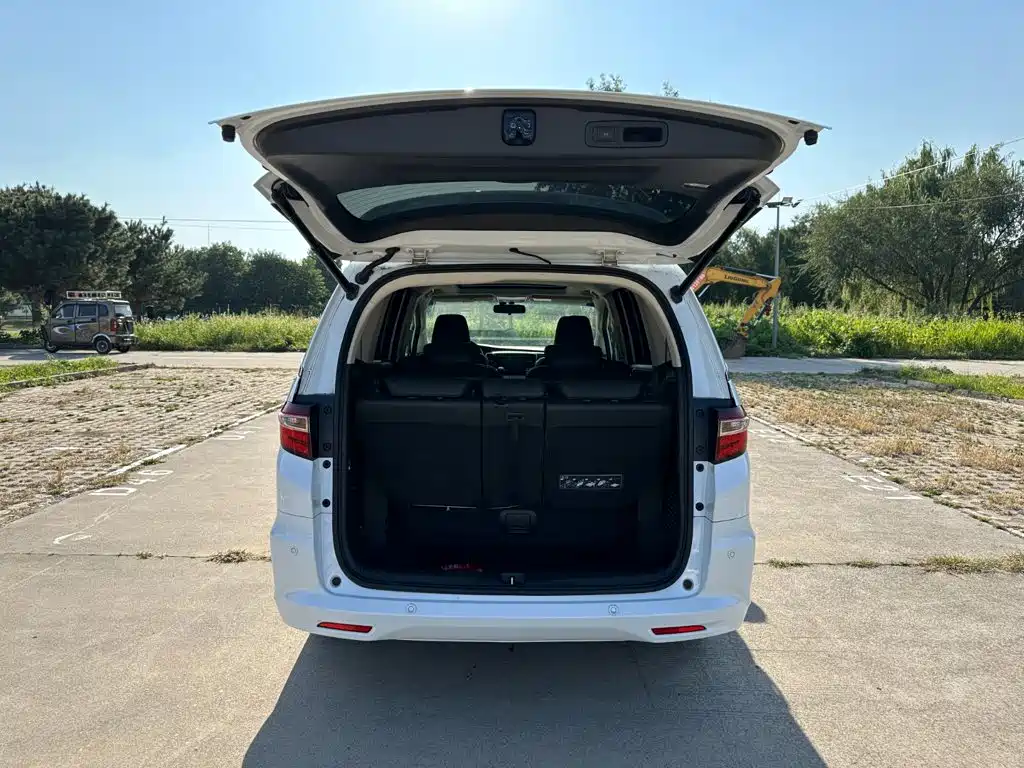 Honda Odyssey — миниатюра 8
