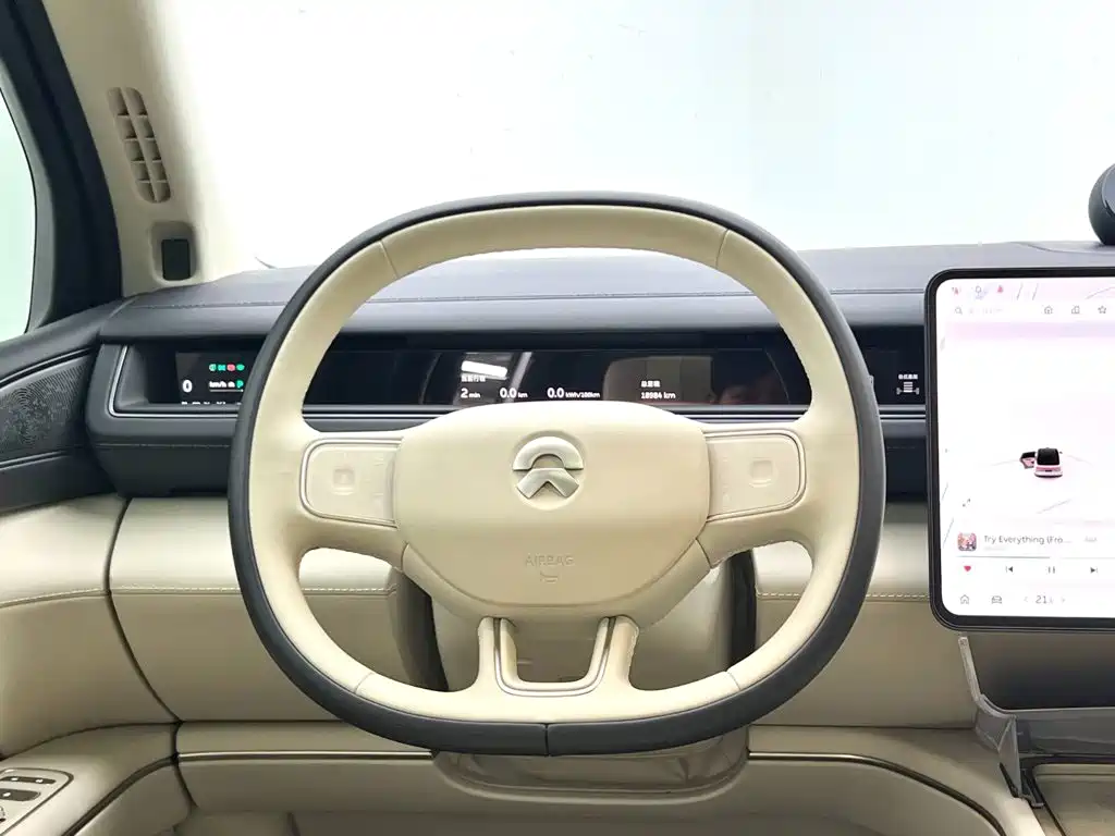 NIO ES8 — миниатюра 16
