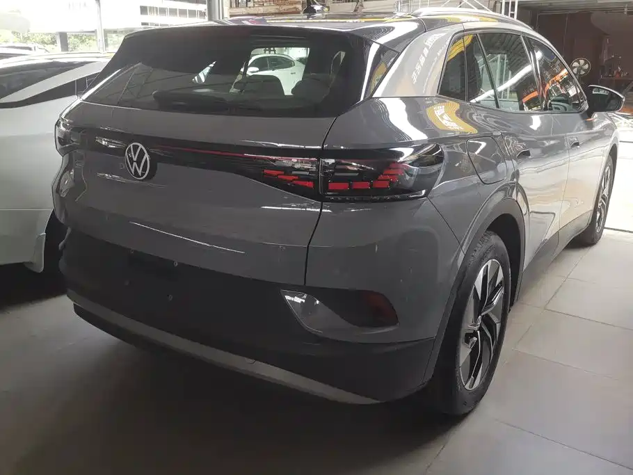Volkswagen ID.4 Crozz — миниатюра 3