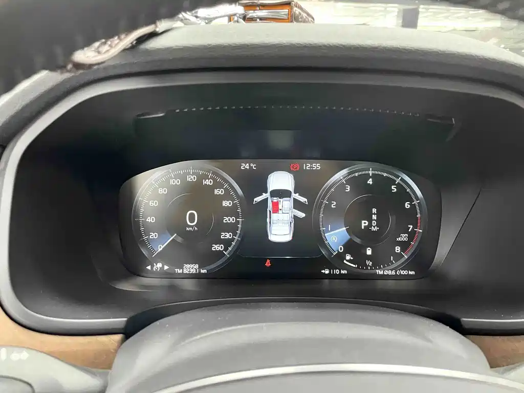 Volvo S90 — миниатюра 9