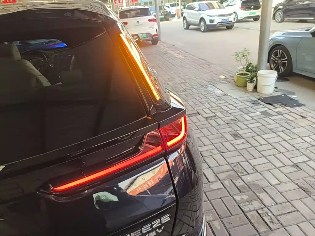 Honda Breeze PHEV — миниатюра 8