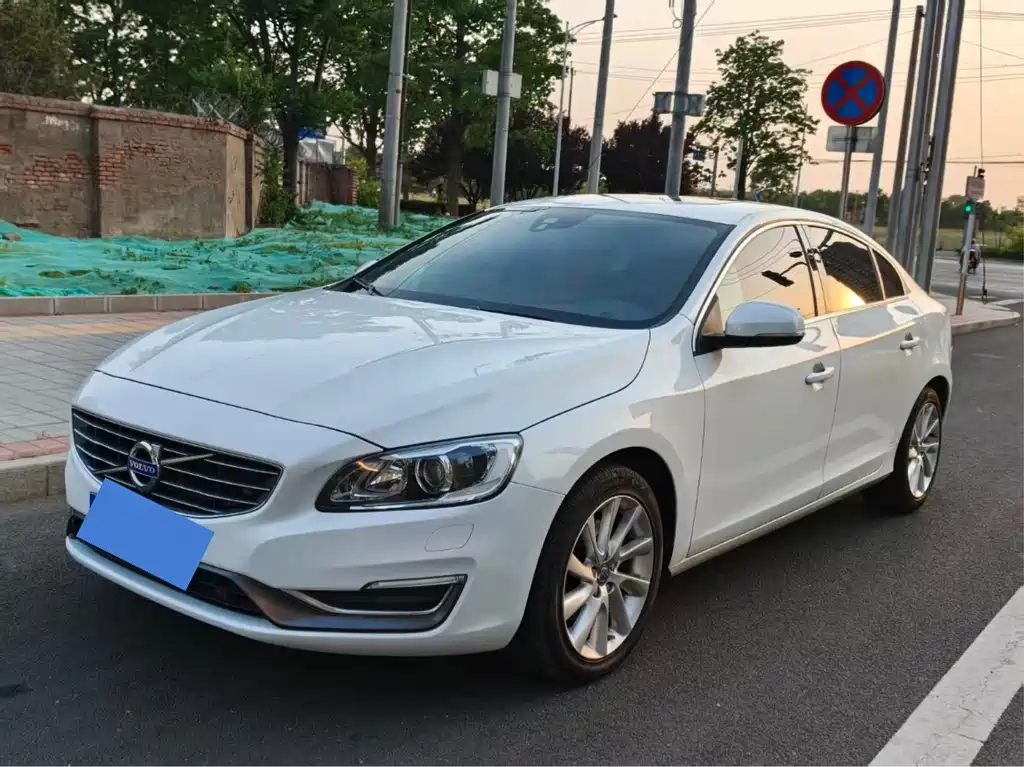 Volvo S60 2015