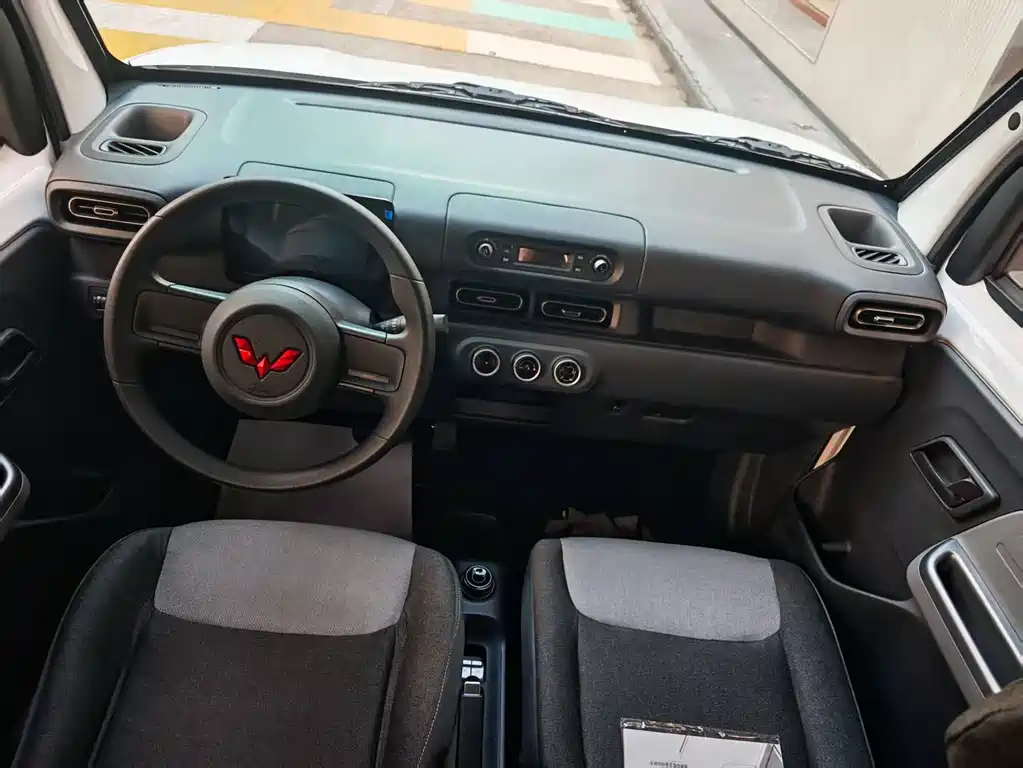 Wuling Zhiguang EV — миниатюра 5