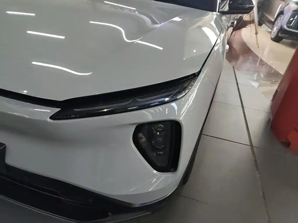 NIO ES6 — миниатюра 24