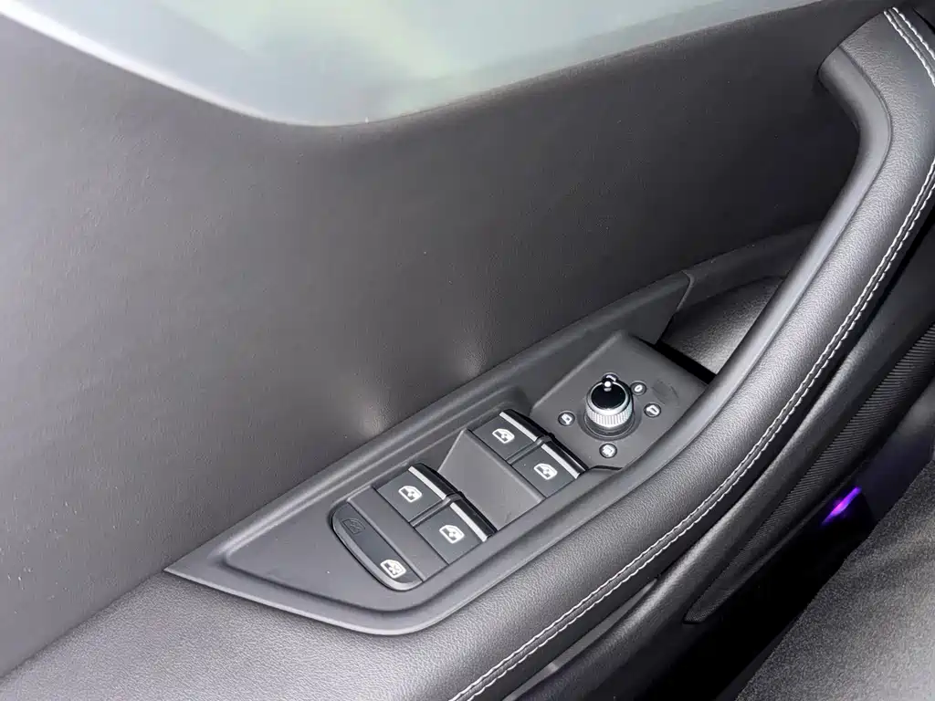 Audi A4L — миниатюра 40