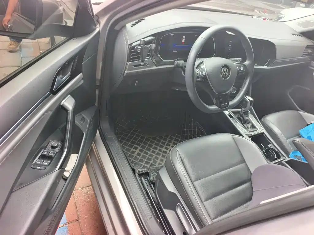 Volkswagen Sagitar — миниатюра 12
