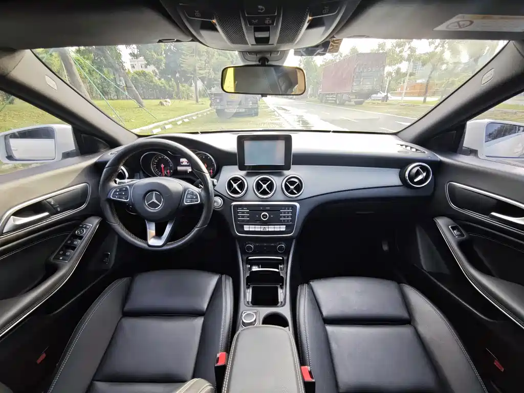 Mercedes-Benz CLA (Import) — миниатюра 14