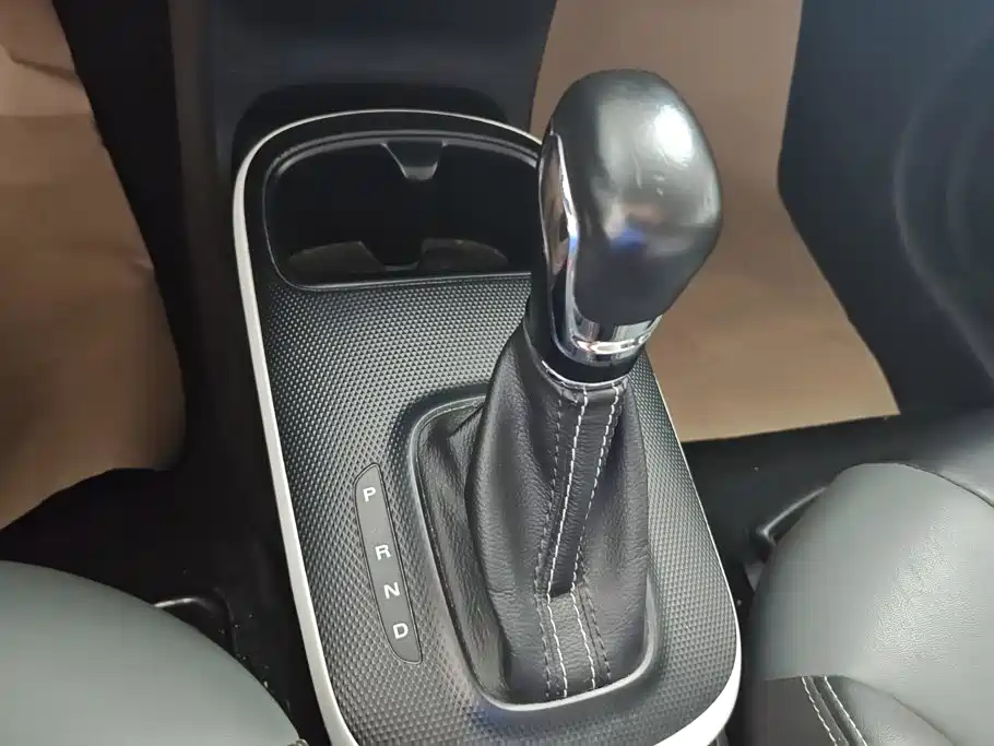 Roewe Clever — миниатюра 16