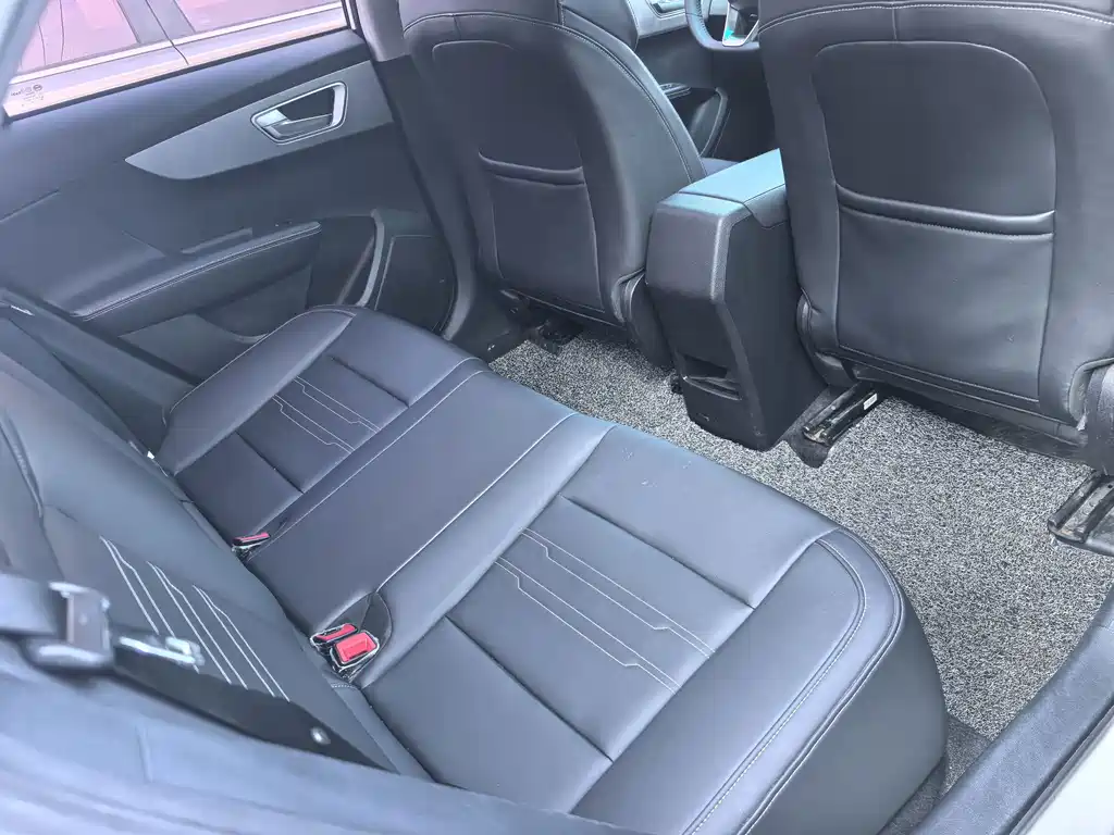 BYD Qin — миниатюра 11