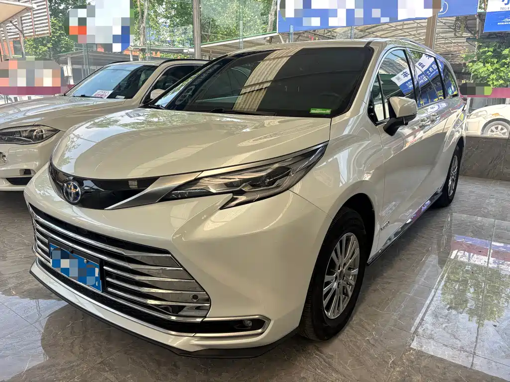 Toyota Sienna 2022