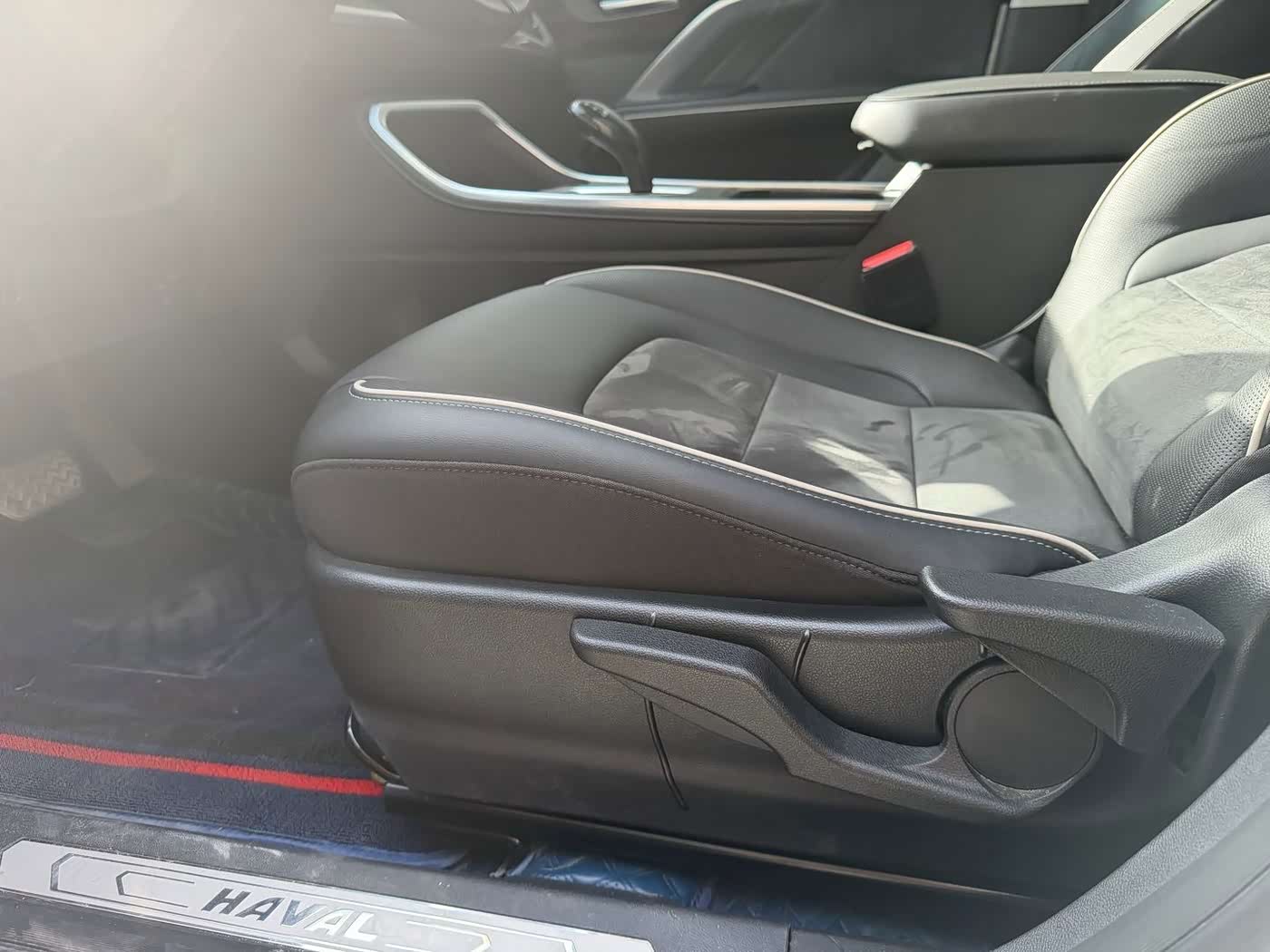 Haval Haval H6 1.5 л 2023 г. Белый, пробег 41000 км