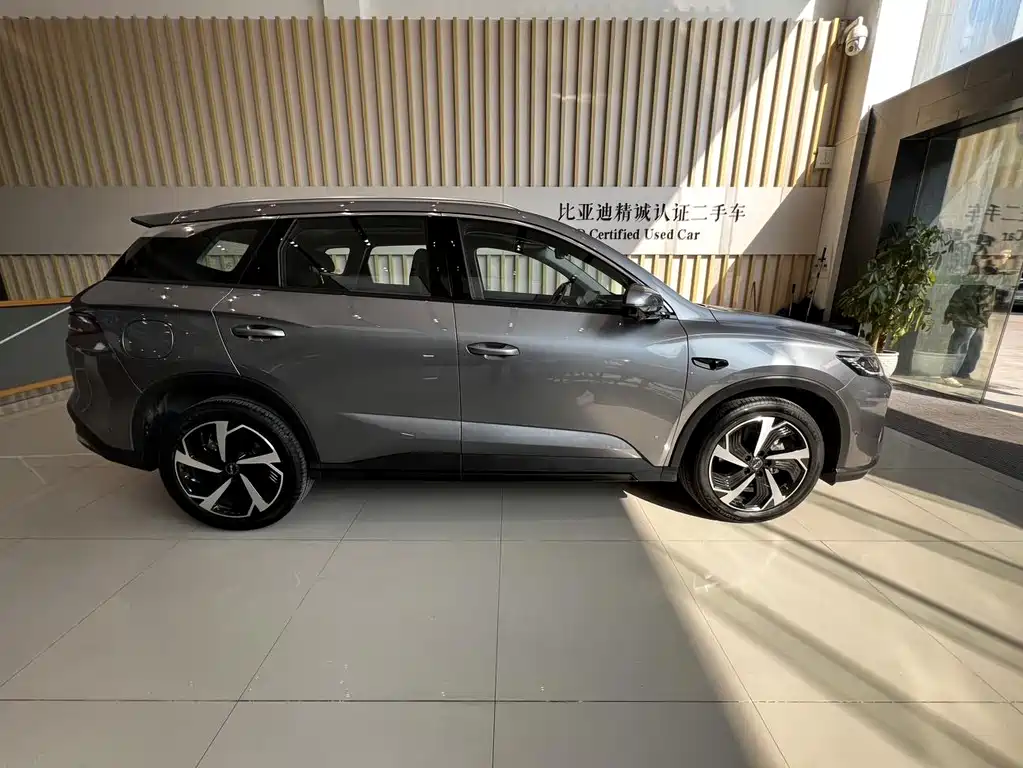 BYD SEA LION 05 DM I