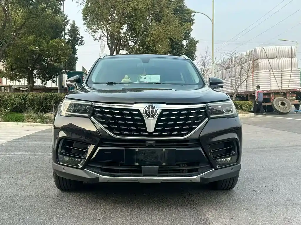 Zhonghua V7 — миниатюра 2