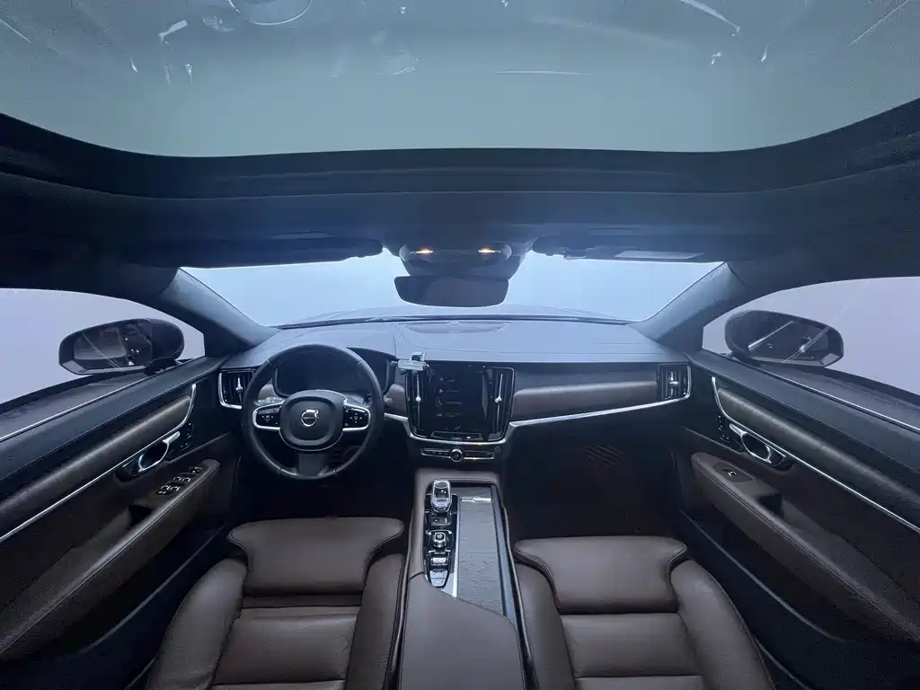 Volvo S90 2021 B5 Luxury