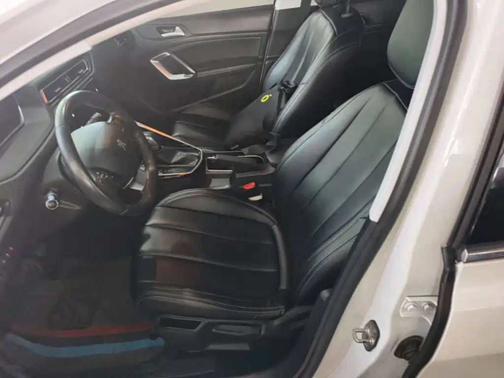 Peugeot 308 — миниатюра 15