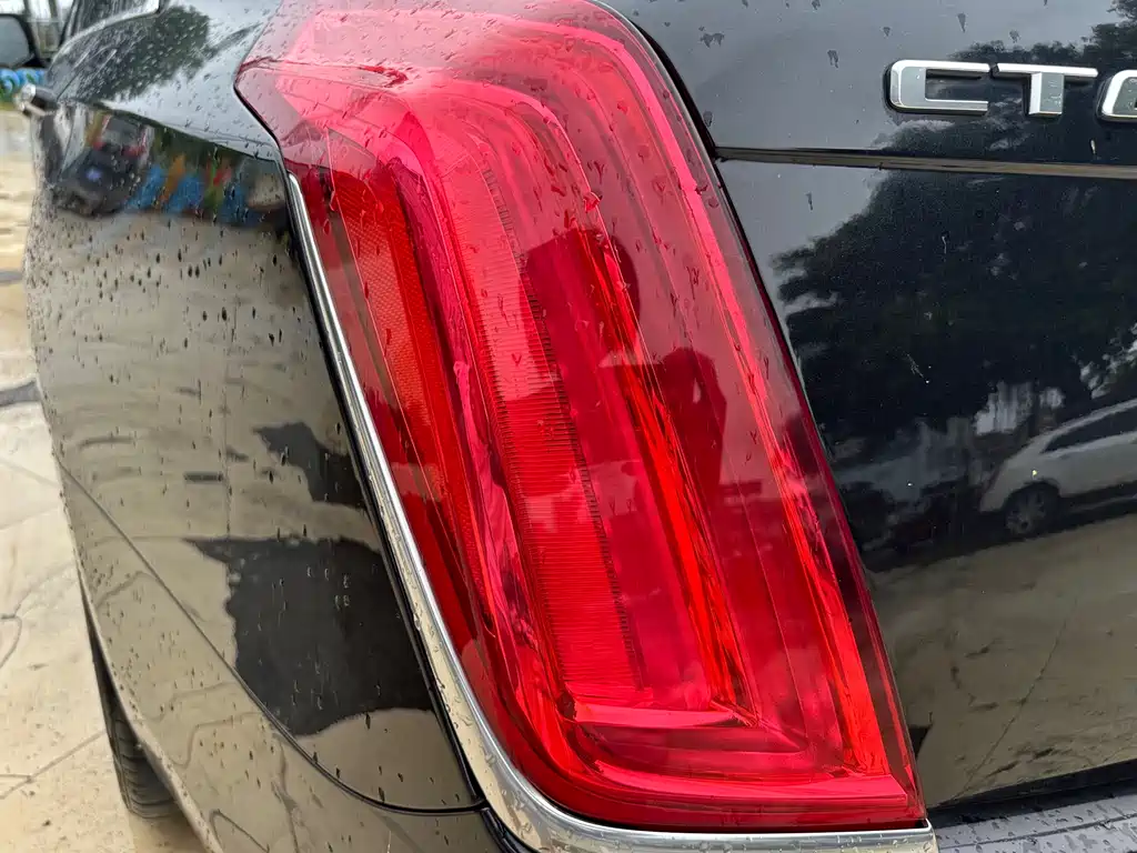 Cadillac CT6 Plug-in — миниатюра 9