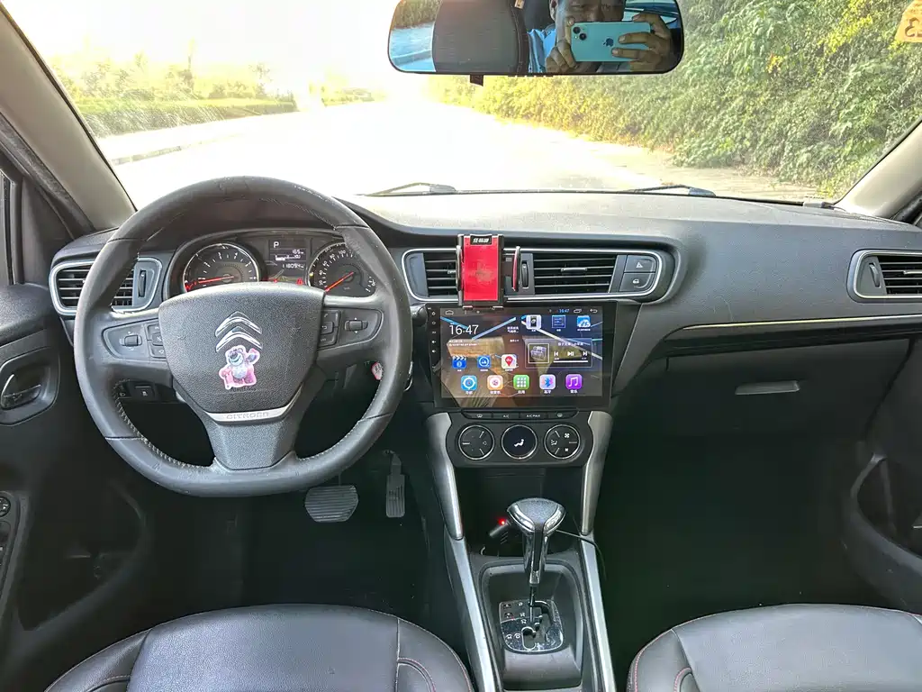 Citroen C3-XR — миниатюра 7