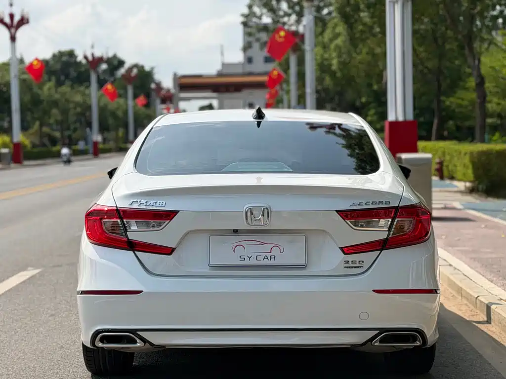 Honda Accord — миниатюра 4