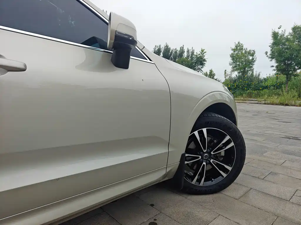 Volvo XC60 — миниатюра 28
