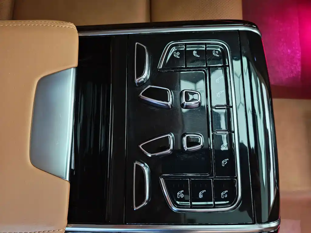 Hongqi Hongqi H9 — миниатюра 6