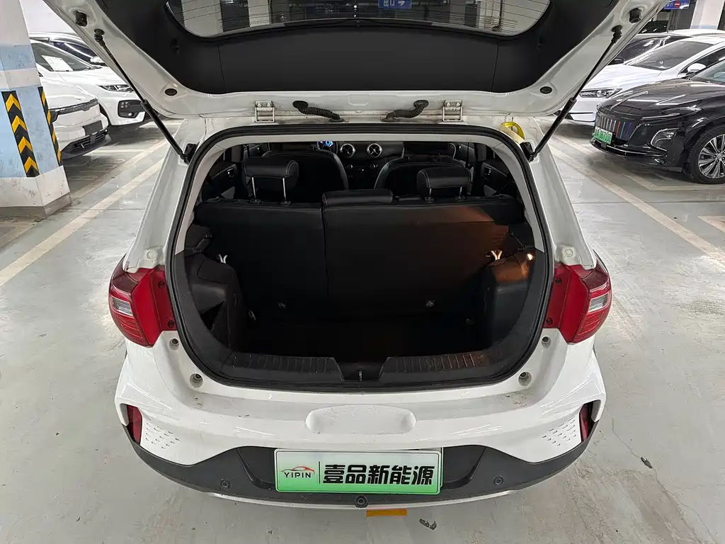 BAIC New Energy EC5 — миниатюра 7