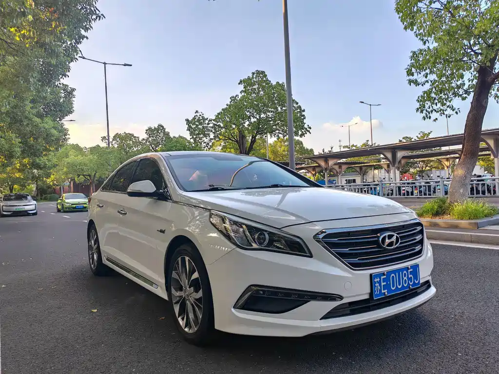 Hyundai Sonata — миниатюра 3