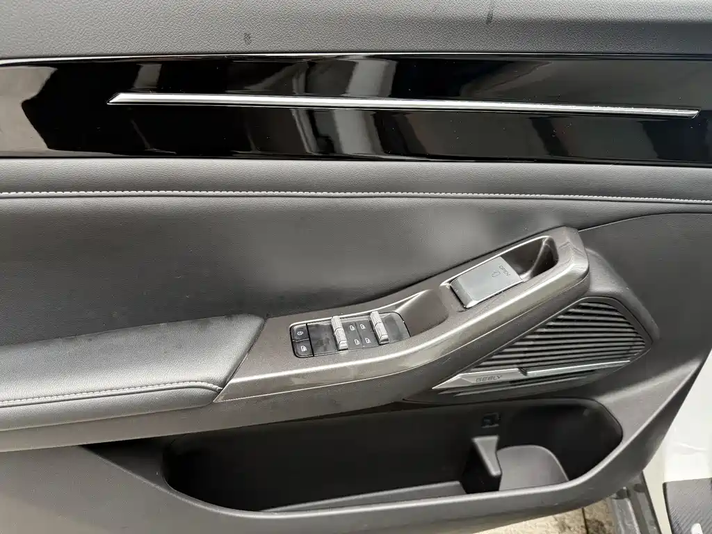 GEELY GALAXY GALAXY L6