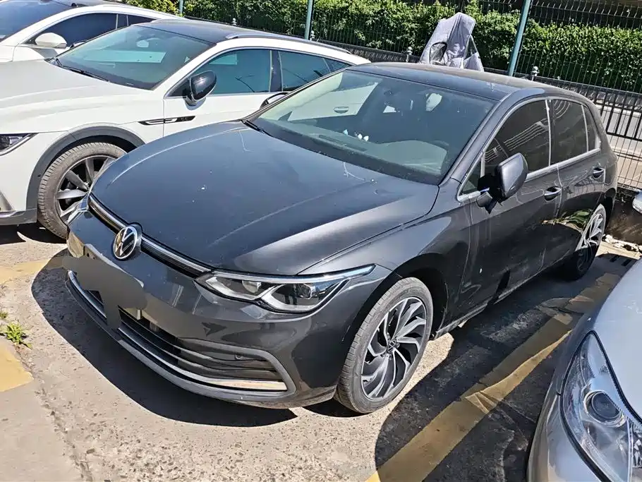 Volkswagen Golf 2021