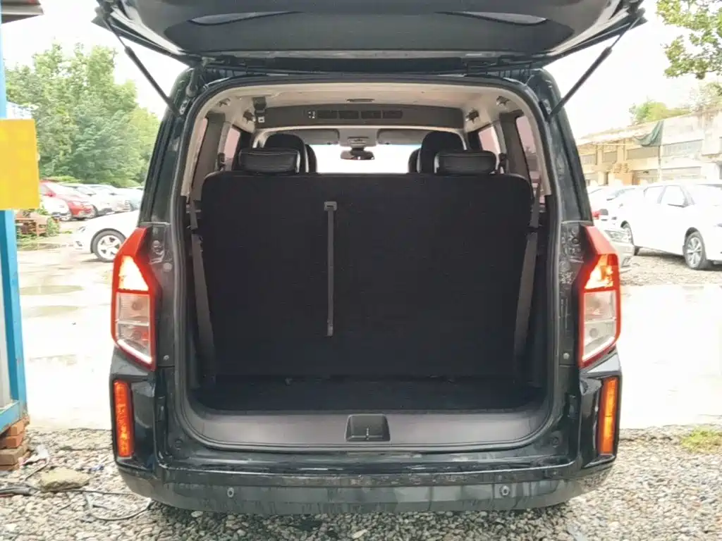 Wuling Hongguang PLUS — миниатюра 19