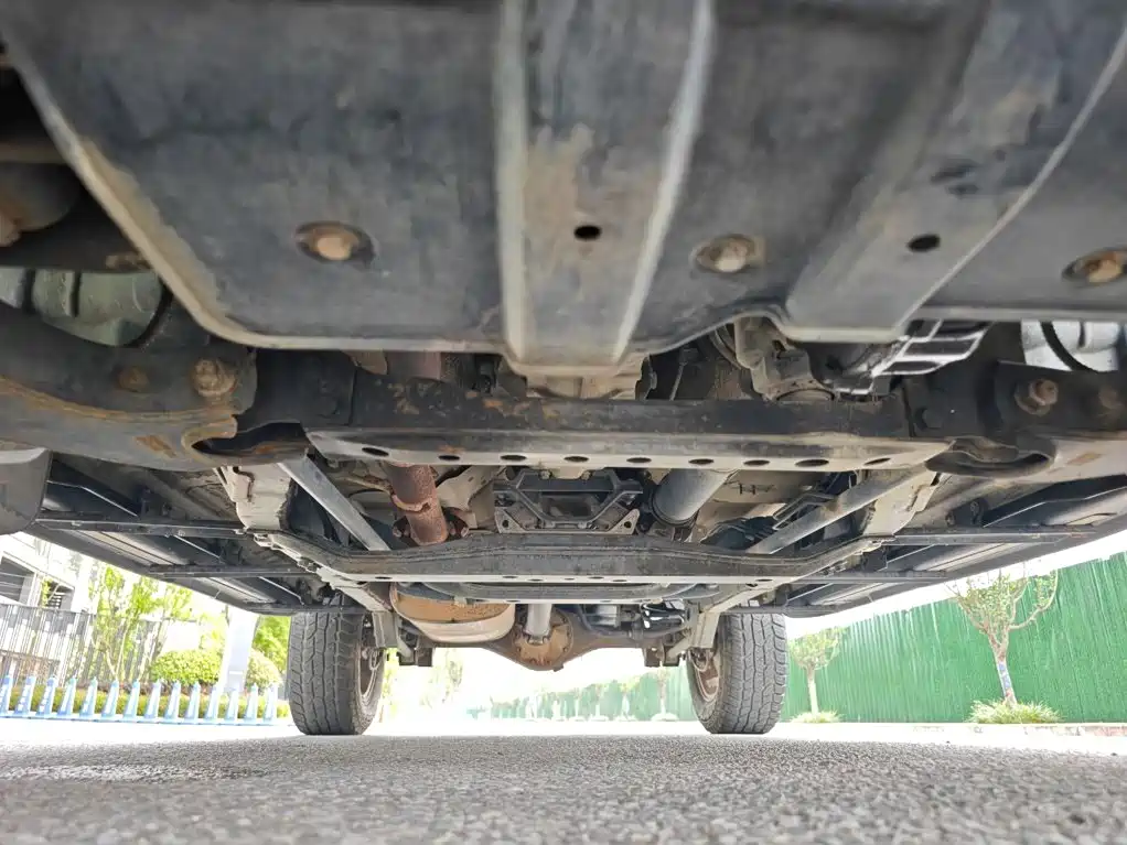 Beijing Off-Road BJ40 40L 2.0T Manual 4WD Premium Edition, фото 9