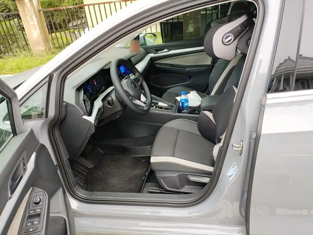 Volkswagen Golf — миниатюра 16