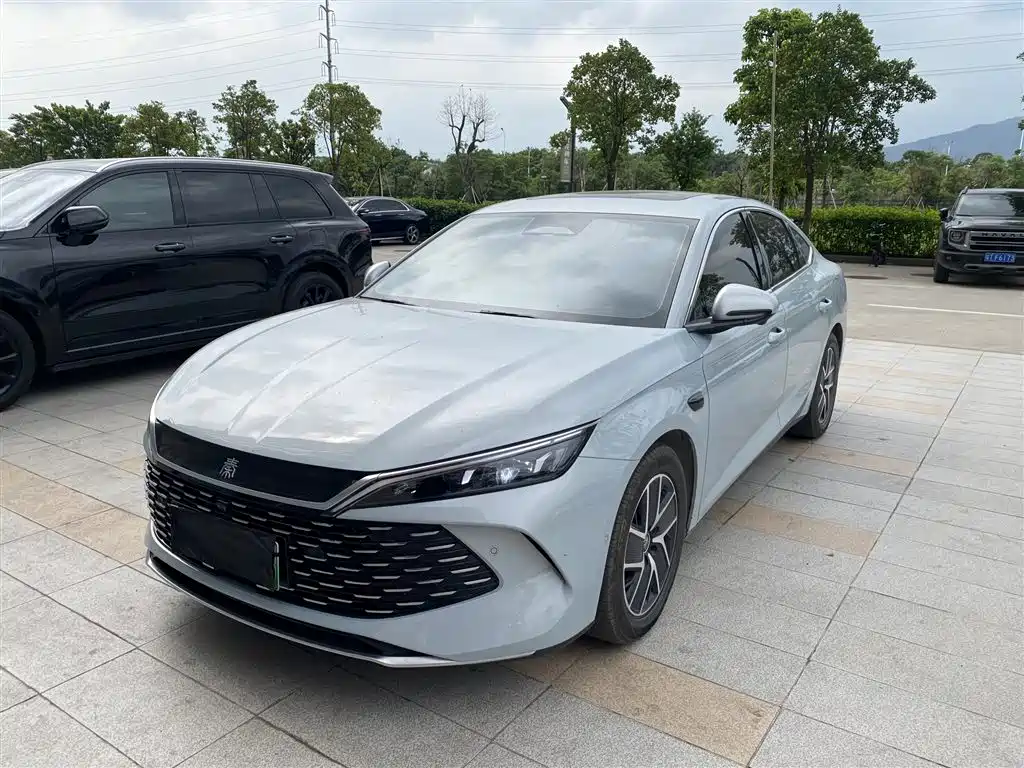 Byd Qin L 2025