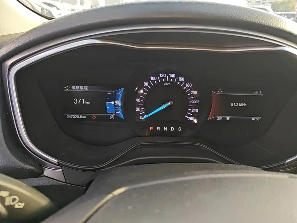 Ford Mondeo — миниатюра 12