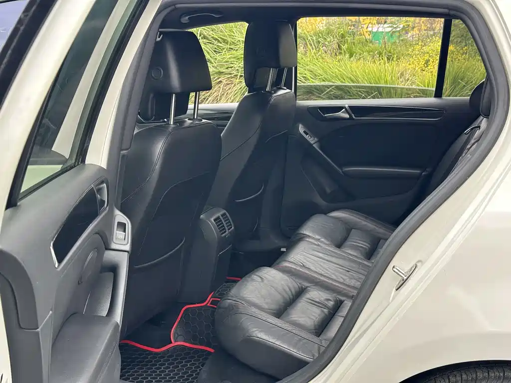 Volkswagen Golf GTI GTI 2012 2.0TSI GTI