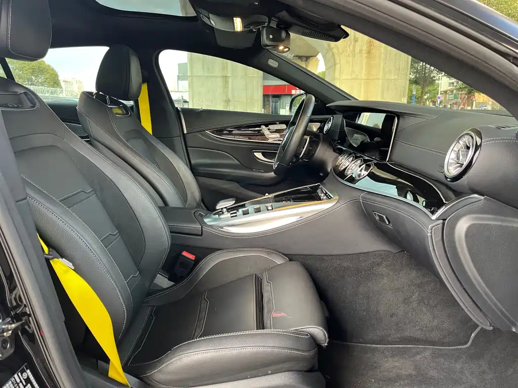 MERCEDES-BENZ AMG GT