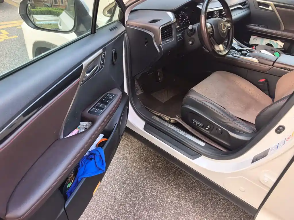 Lexus RX — миниатюра 14