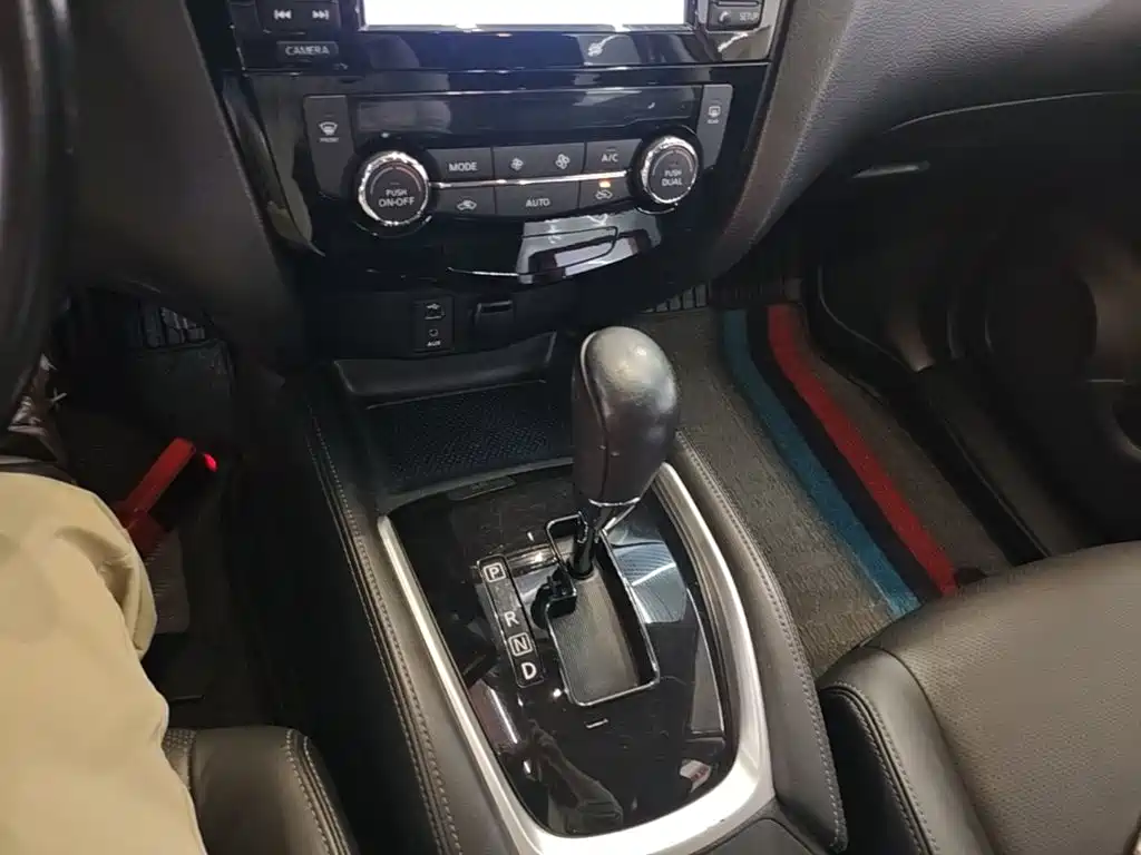 Nissan X-Trail — миниатюра 14