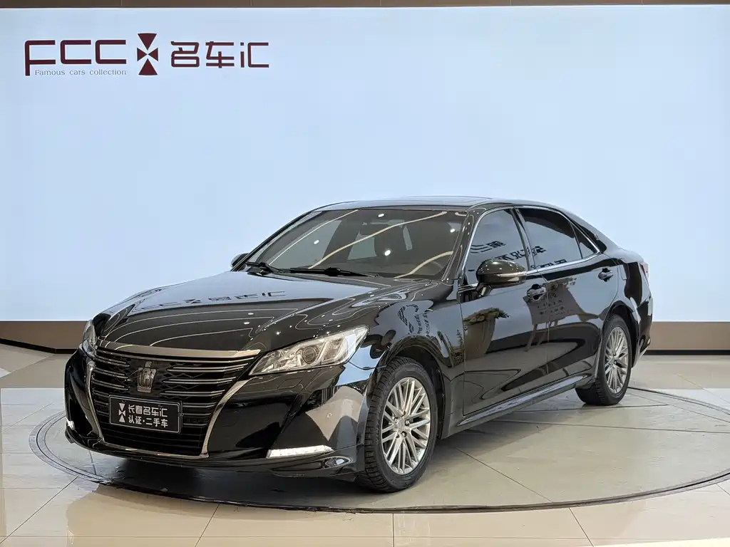 Toyota Crown 2018