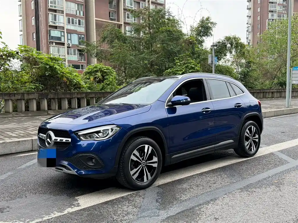 Mercedes-Benz GLA 2021