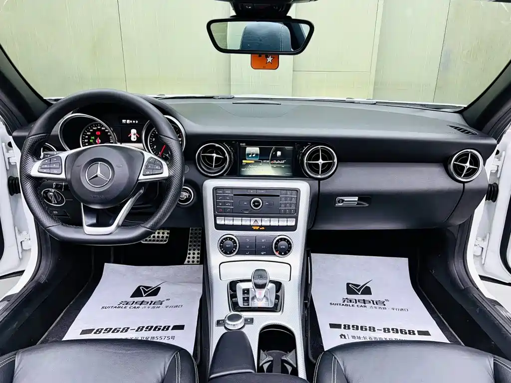 Mercedes-Benz SLC — миниатюра 9