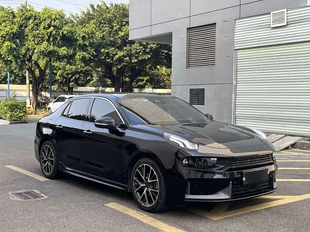 Lynk & Co 03 2018 1.5TD DCT Pro V