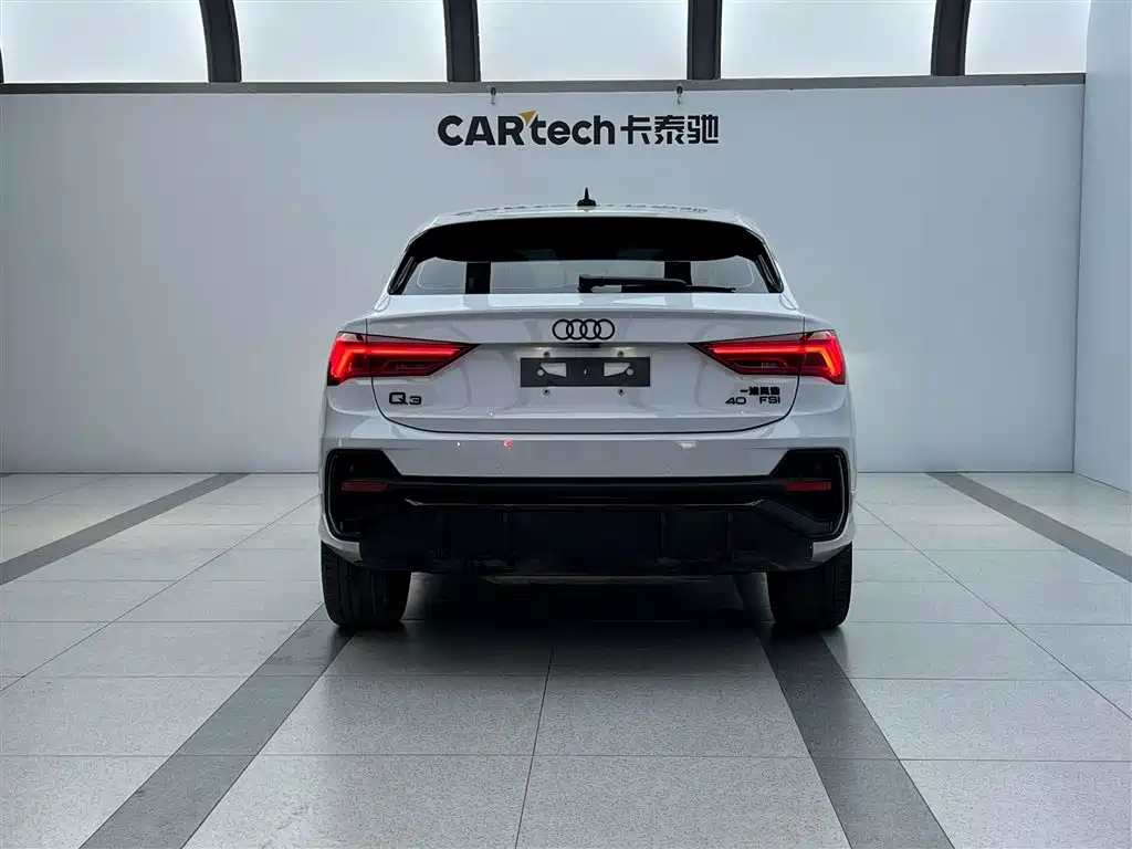 Audi Q3 — миниатюра 5