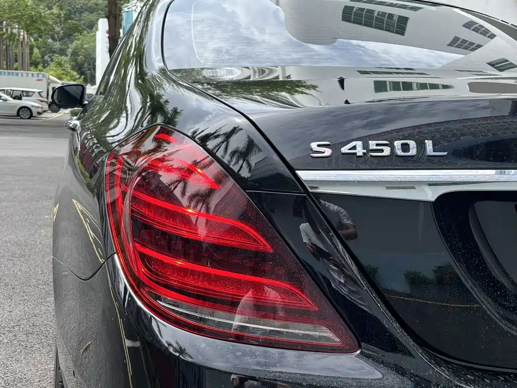 Mercedes-Benz S-Class — миниатюра 16