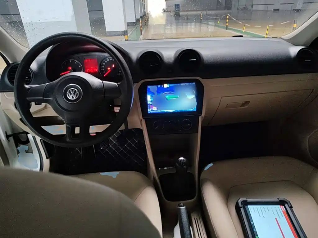 Volkswagen Jetta — миниатюра 10