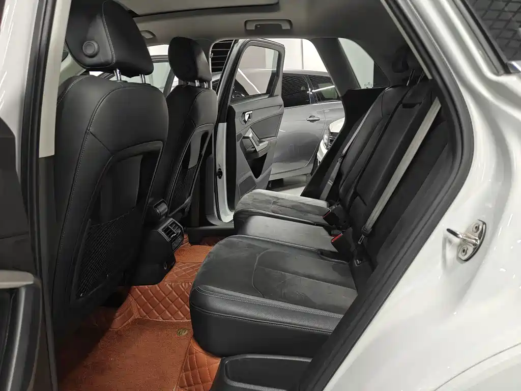 Audi Q3 — миниатюра 6