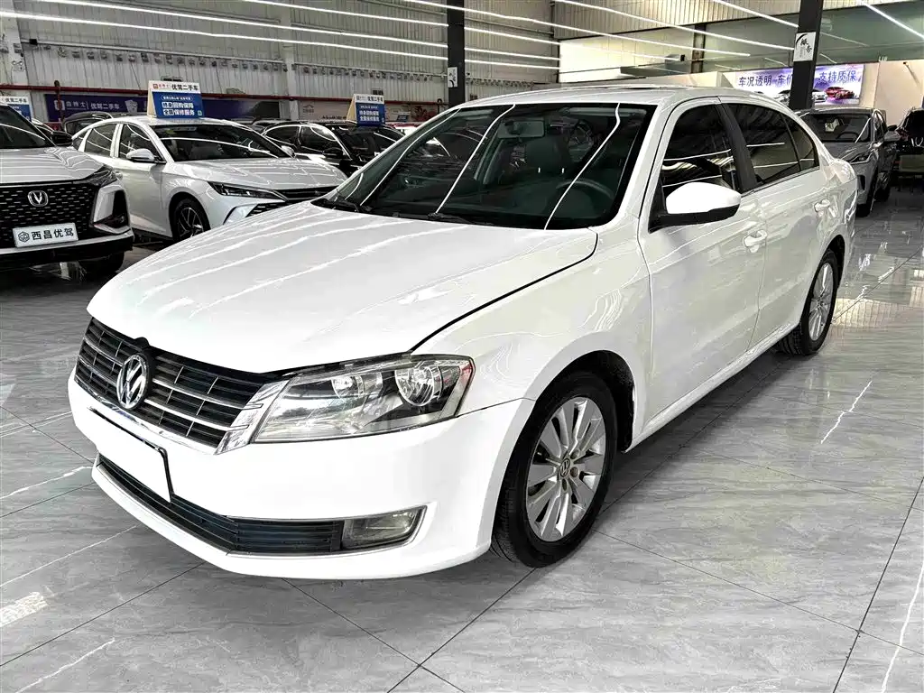 Volkswagen Lavida 2015